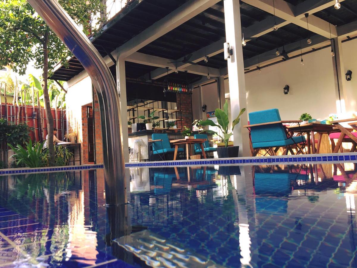 1953 Siem Reap Hostel Екстериор снимка