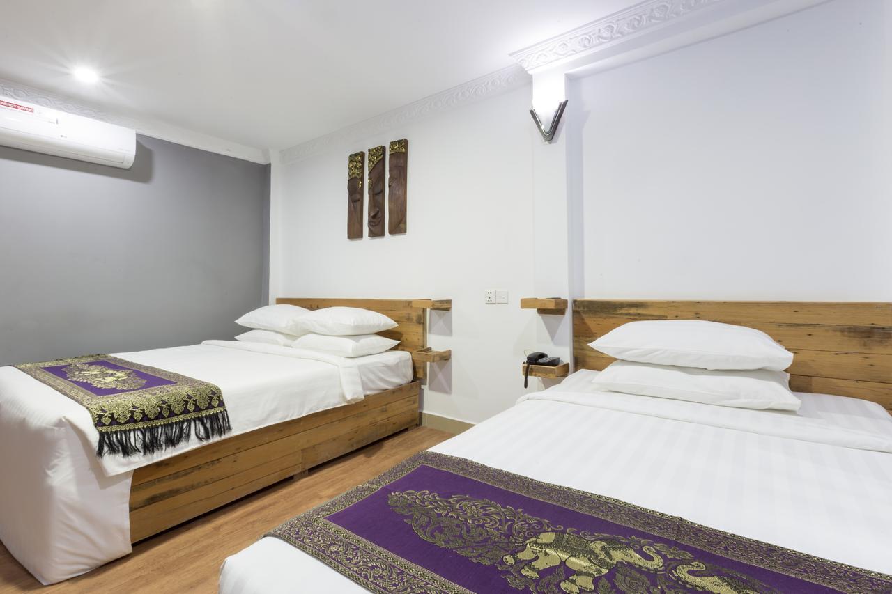 1953 Siem Reap Hostel Екстериор снимка